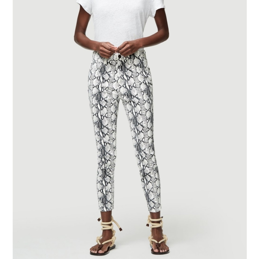 NWT- FRAME Ali Ultra High Rise Cigarette Skinny Jean Python Print Size 24